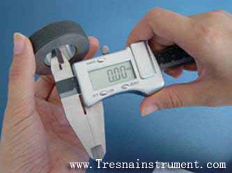 How to use and read digital calipers